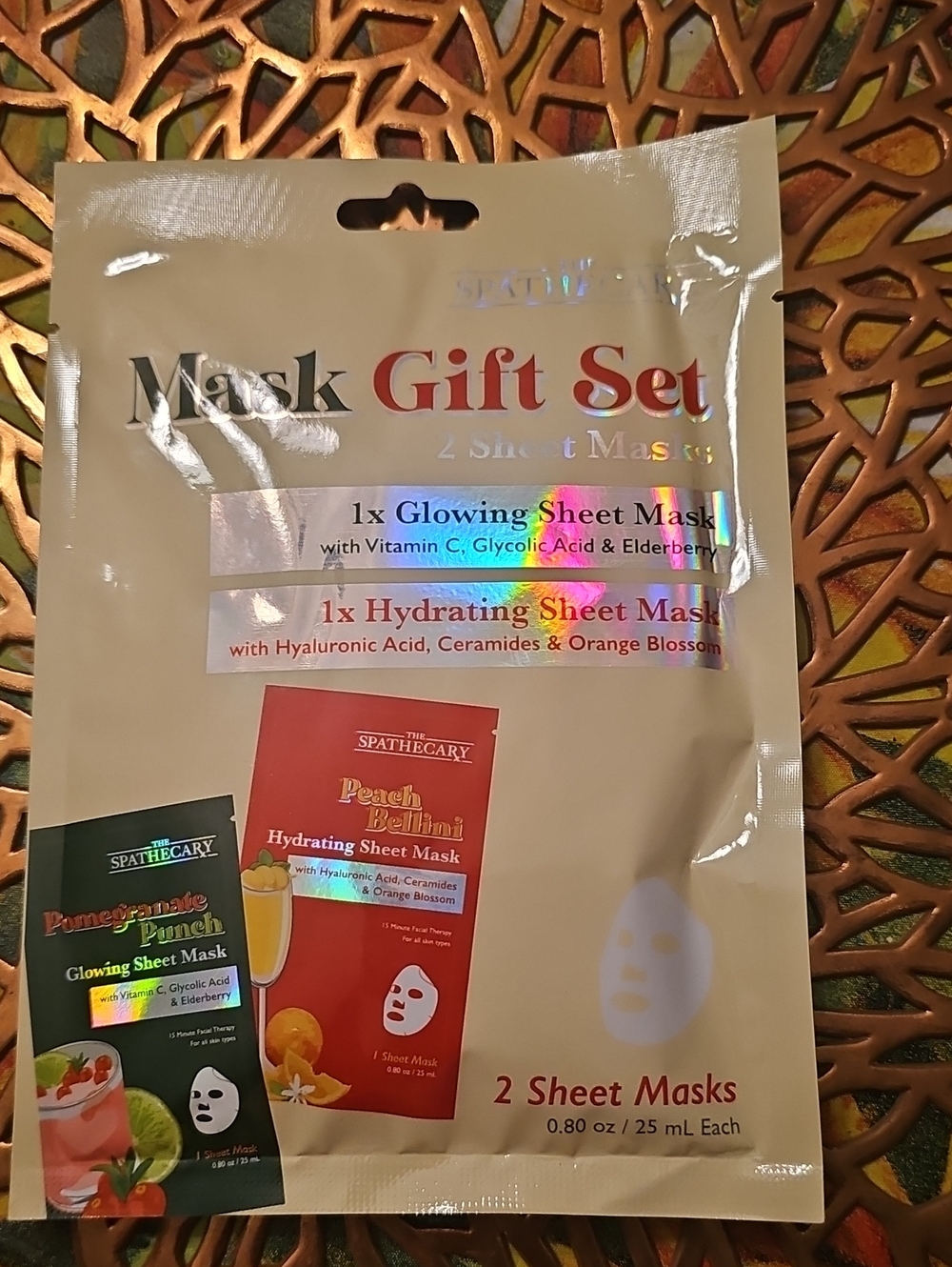 The Spathecary Mask Gift Set - Beige & Red Packaging